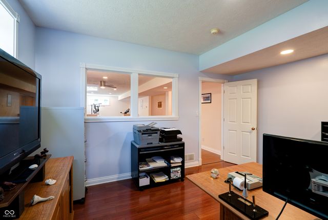 6750 Perrier Court, Indianapolis, IN 46278