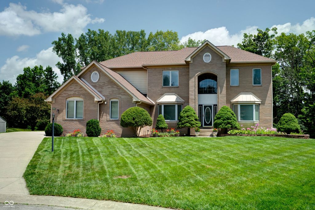 6750 Perrier Court, Indianapolis, IN 46278