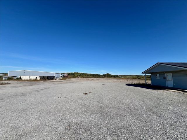 399 County Line Road, Irwin Twp, PA 16038