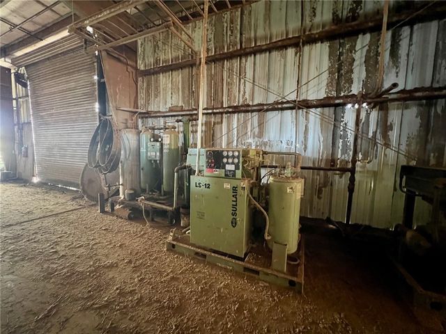 399 County Line Road, Irwin Twp, PA 16038