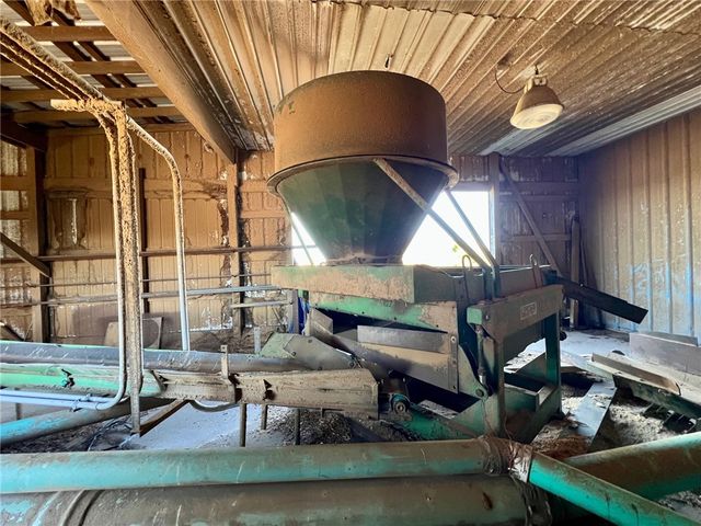 399 County Line Road, Irwin Twp, PA 16038