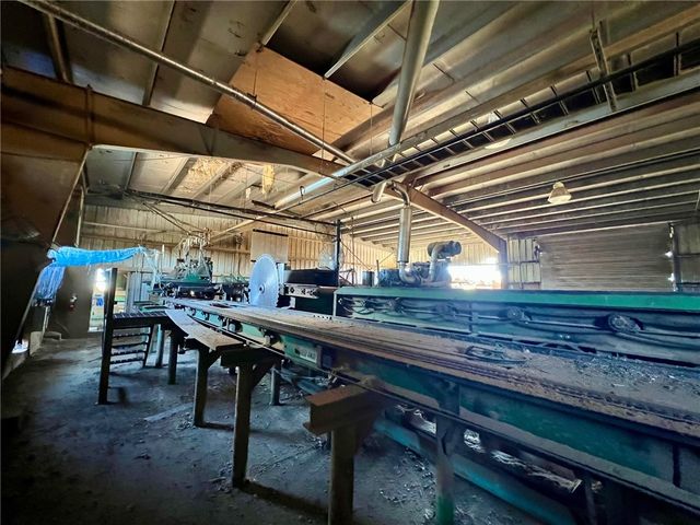 399 County Line Road, Irwin Twp, PA 16038