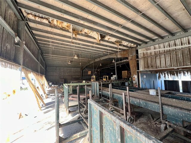 399 County Line Road, Irwin Twp, PA 16038