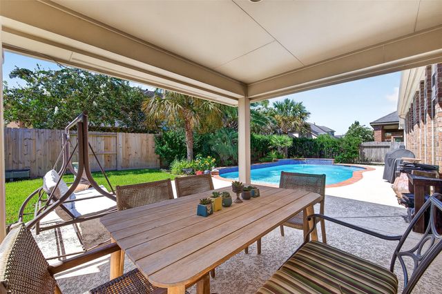 2718 Port Mist Street, Katy, TX 77494