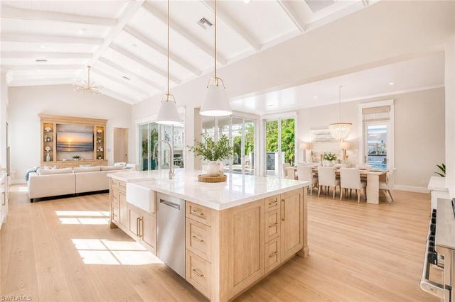 160 Broad AVE S, Naples, FL 34102