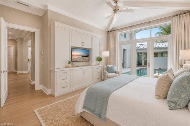 160 Broad AVE S, Naples, FL 34102