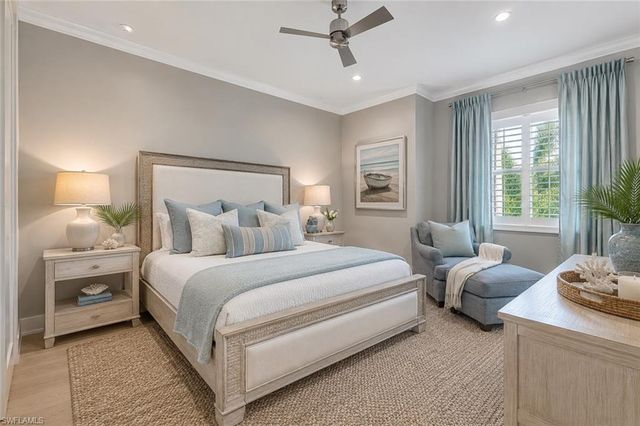 160 Broad AVE S, Naples, FL 34102