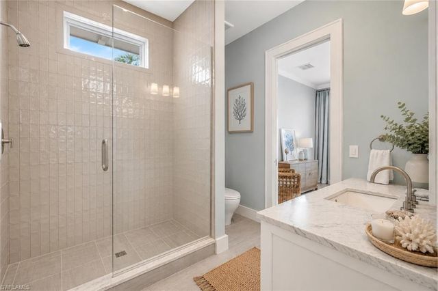 160 Broad AVE S, Naples, FL 34102