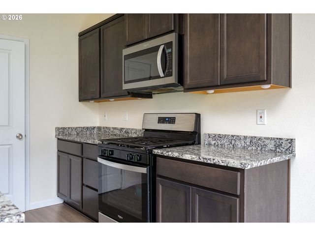 4215 Sw MYRTLE Ave, Gresham, OR 97080