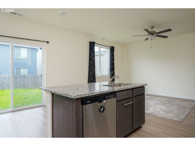 4215 Sw MYRTLE Ave, Gresham, OR 97080