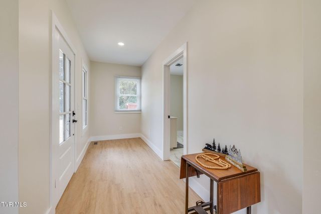 123 Hairetown Road, Jonesborough, TN 37659