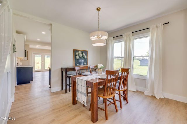 123 Hairetown Road, Jonesborough, TN 37659