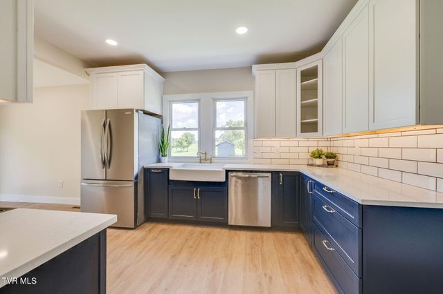 123 Hairetown Road, Jonesborough, TN 37659