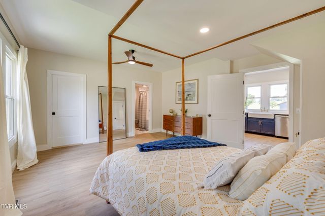 123 Hairetown Road, Jonesborough, TN 37659