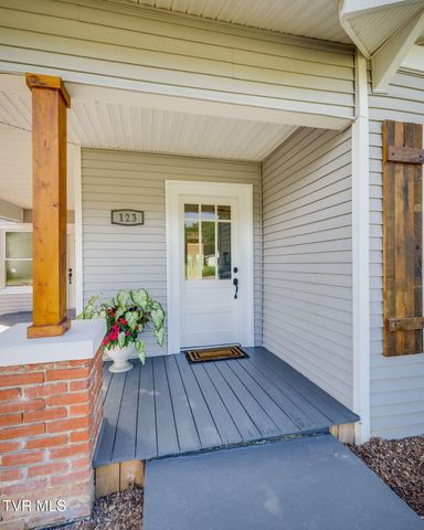 123 Hairetown Road, Jonesborough, TN 37659