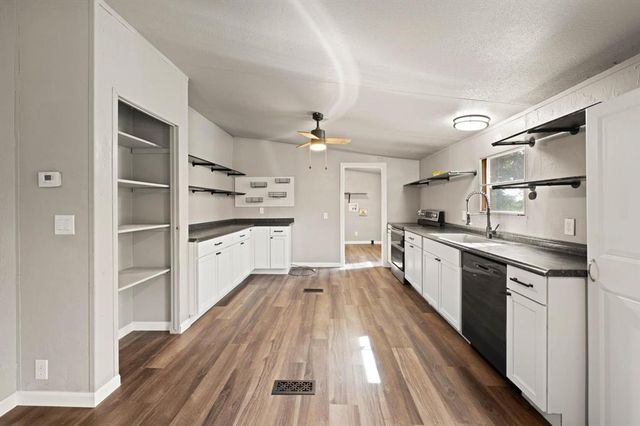930215 S 3300 Road, Luther, OK 73054