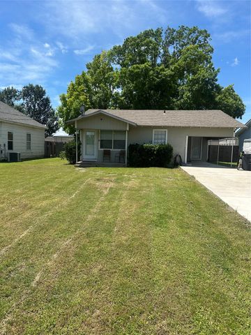 1711 Redwood Drive, Cleburne, TX 76033