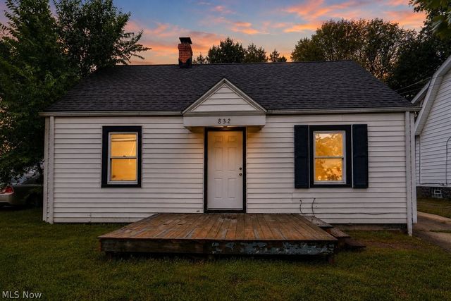 832 Caddo Avenue, Akron, OH 44305