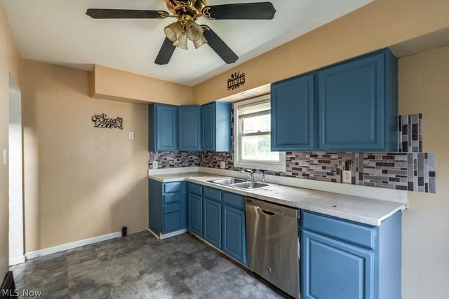 832 Caddo Avenue, Akron, OH 44305