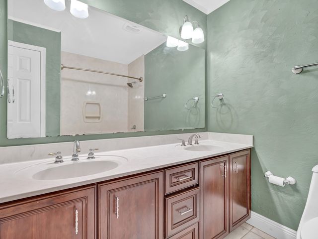 700 NE Country Club Avenue, Fort Walton Beach, FL 32547