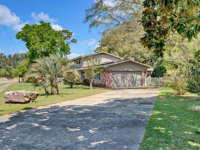 700 NE Country Club Avenue, Fort Walton Beach, FL 32547