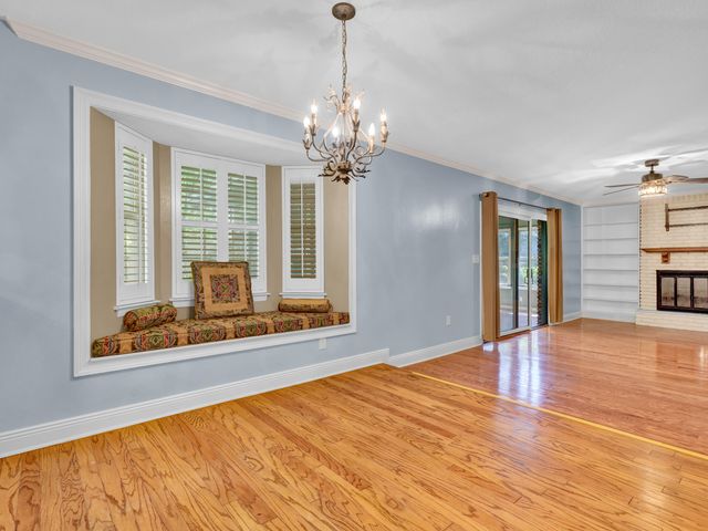 700 NE Country Club Avenue, Fort Walton Beach, FL 32547