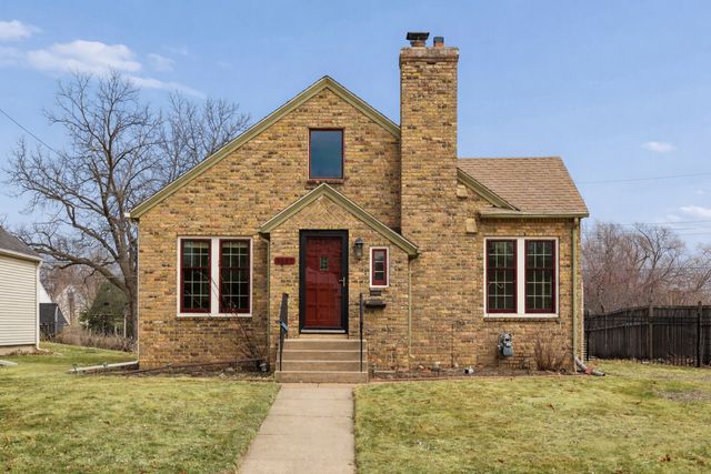 2227 Roosevelt Street NE, Minneapolis, MN 55418