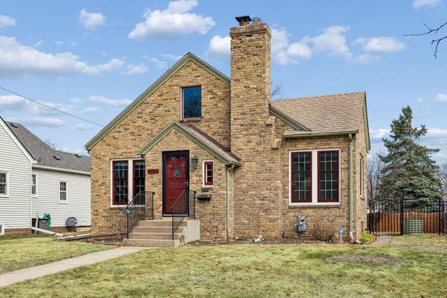 2227 Roosevelt Street NE, Minneapolis, MN 55418