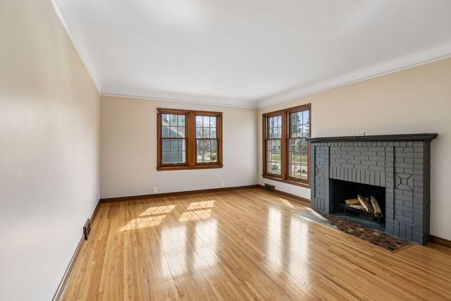 2227 Roosevelt Street NE, Minneapolis, MN 55418