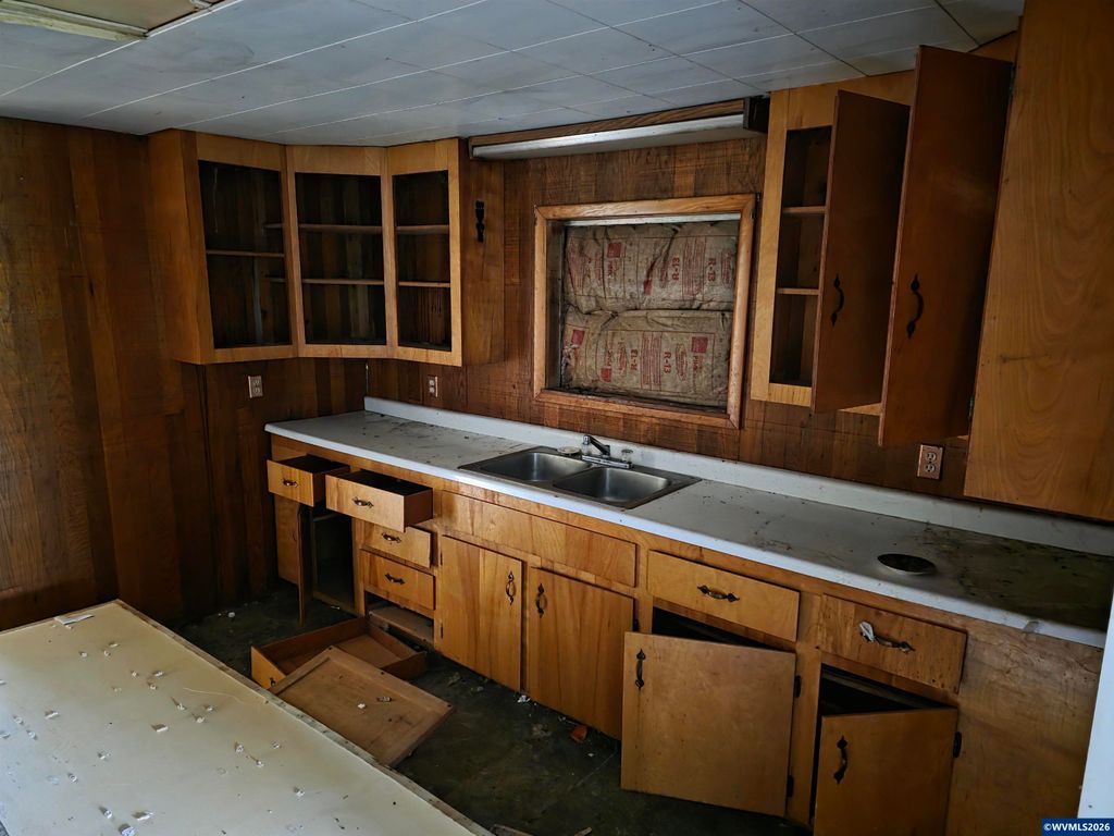 Image 20 of property listing at 3890 Mill Creek Rd Rd, Sheridan, OR 97378