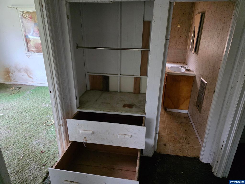 Image 23 of property listing at 3890 Mill Creek Rd Rd, Sheridan, OR 97378