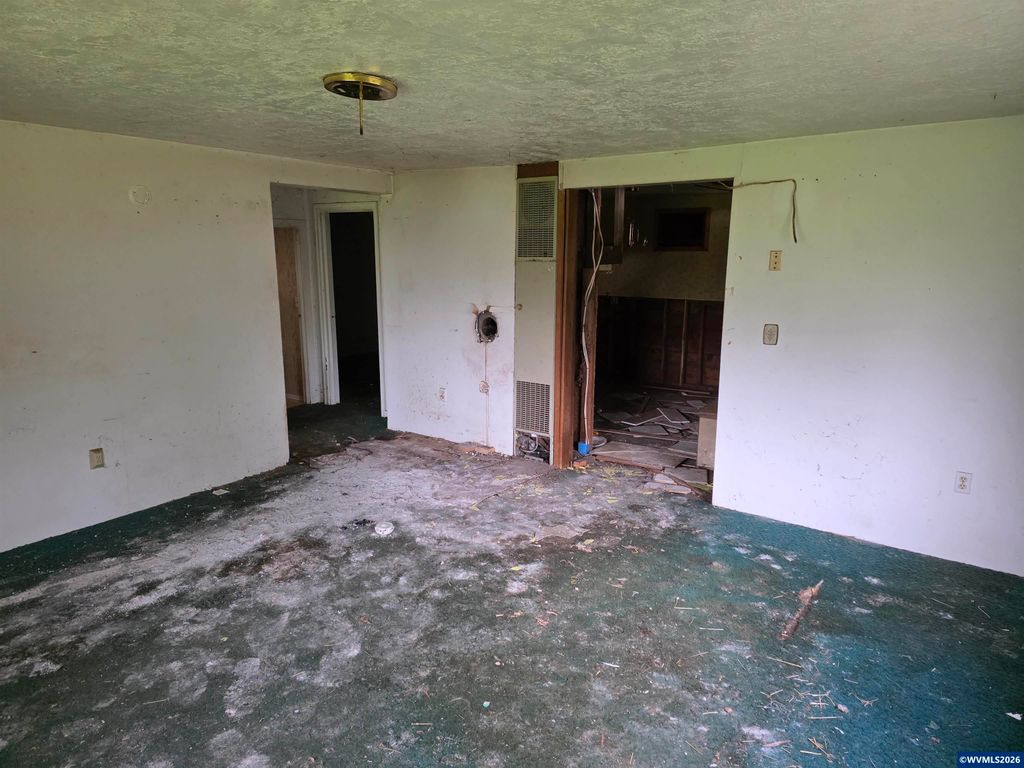 Image 25 of property listing at 3890 Mill Creek Rd Rd, Sheridan, OR 97378