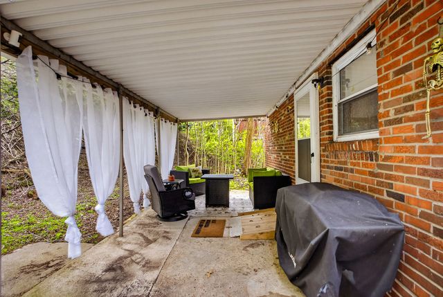 135 Saylong DRIVE, Penn Hills, PA 15235