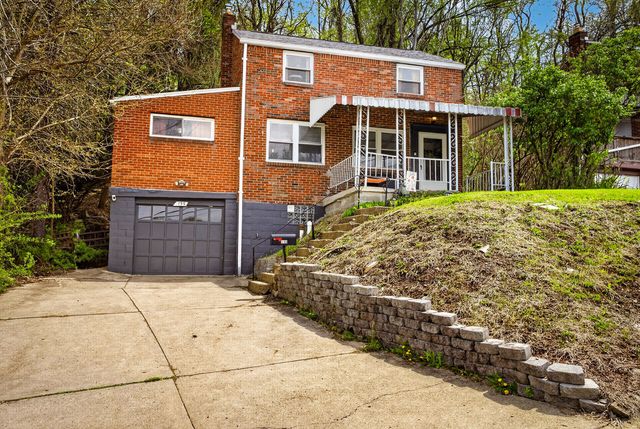 135 Saylong DRIVE, Penn Hills, PA 15235