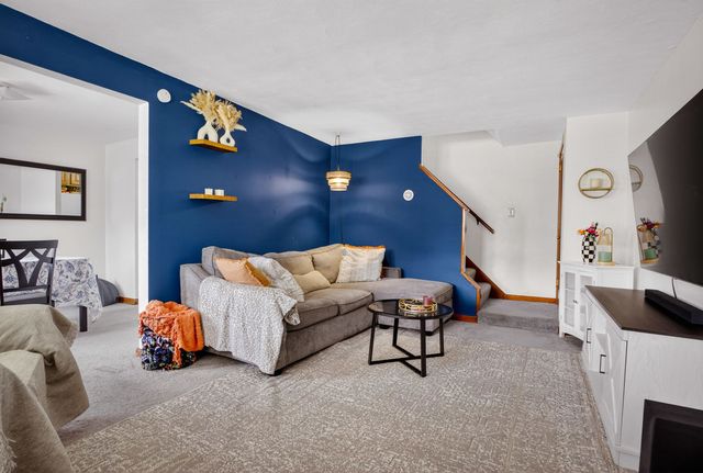 135 Saylong DRIVE, Penn Hills, PA 15235