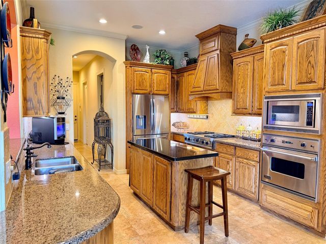 716 Pegasus Lane, League City, TX 77573