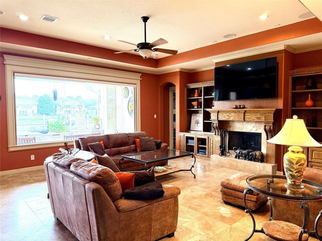 716 Pegasus Lane, League City, TX 77573