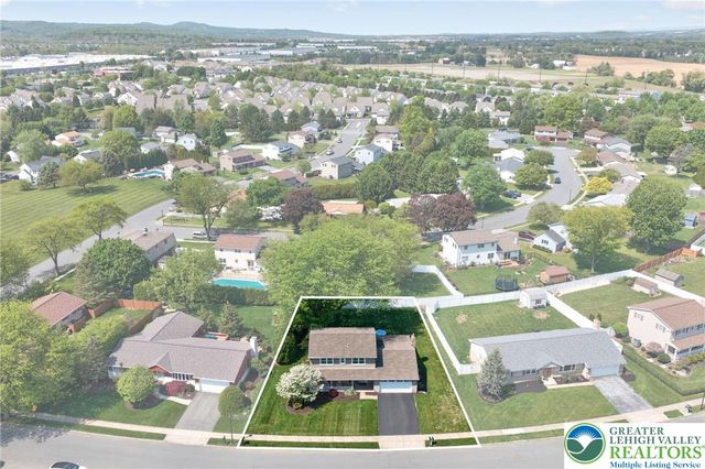 3038 Sequoia Drive, Lower Macungie Twp, PA 18062