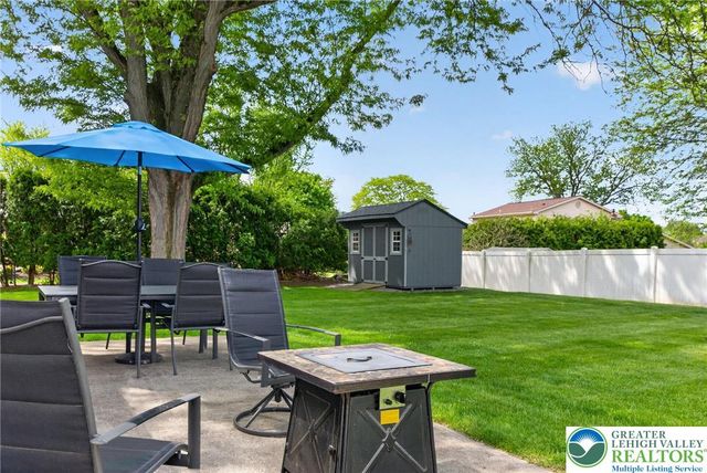 3038 Sequoia Drive, Lower Macungie Twp, PA 18062