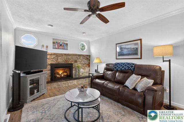 3038 Sequoia Drive, Lower Macungie Twp, PA 18062