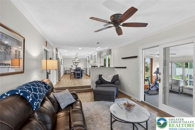 3038 Sequoia Drive, Lower Macungie Twp, PA 18062