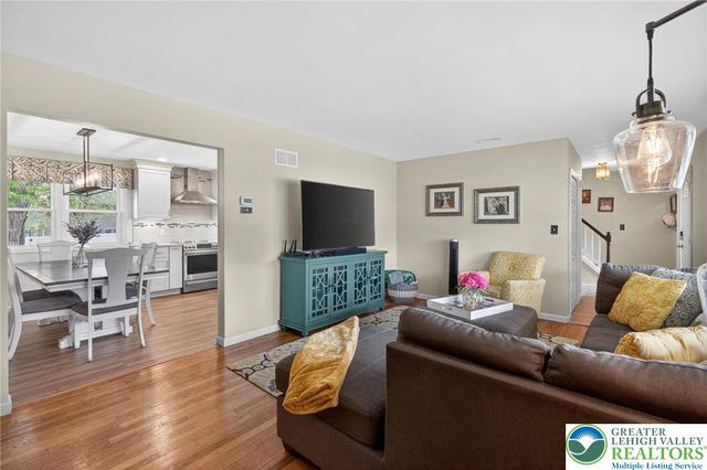 3038 Sequoia Drive, Lower Macungie Twp, PA 18062