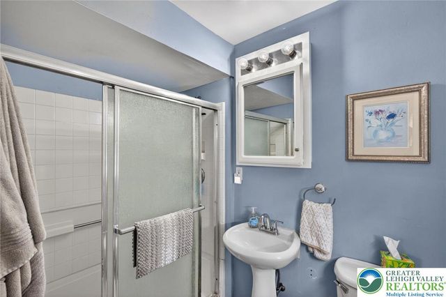 3038 Sequoia Drive, Lower Macungie Twp, PA 18062