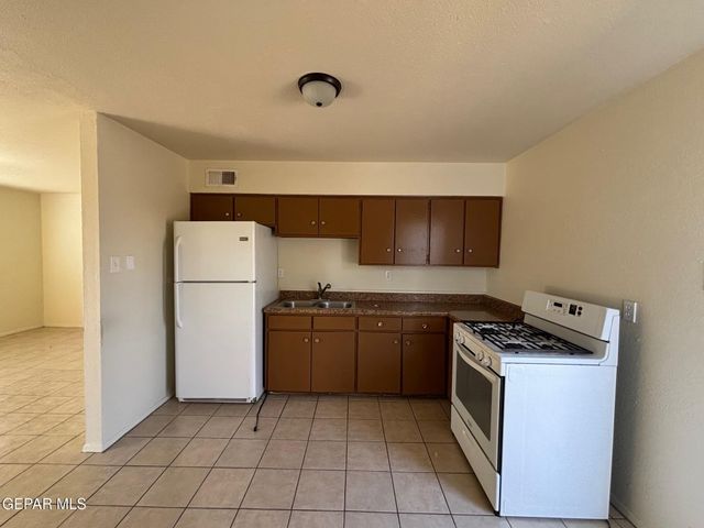 6376 Santiago Street A, El Paso, TX 79932