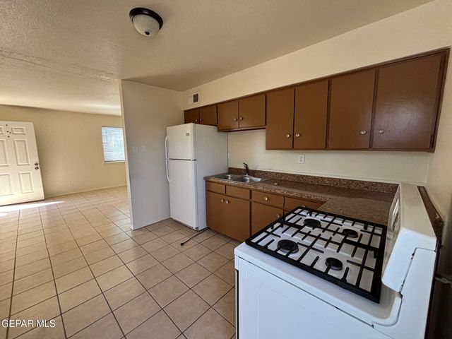 6376 Santiago Street A, El Paso, TX 79932