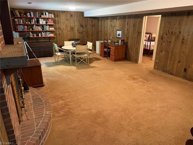 7525 Eppingwood Court, Clemmons, NC 27012