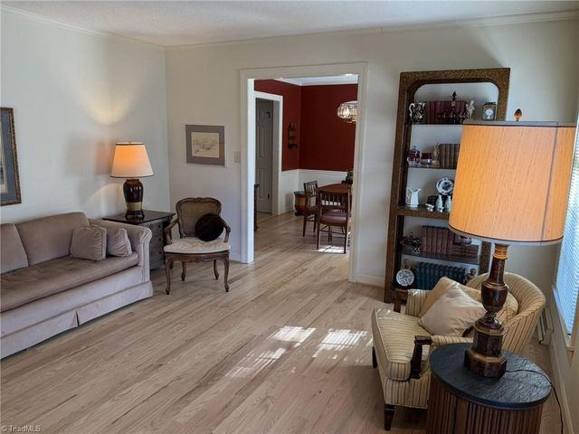 7525 Eppingwood Court, Clemmons, NC 27012