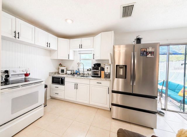 14671 SW 38TH TERRACE ROAD, Ocala, FL 34473