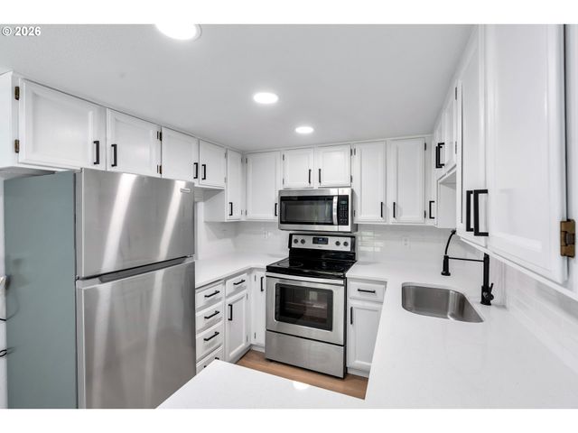 7212 Ne 16TH Ave 703, Vancouver, WA 98665