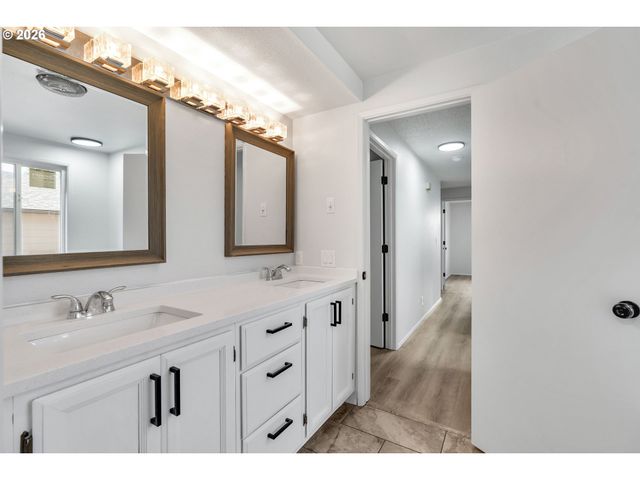 7212 Ne 16TH Ave 703, Vancouver, WA 98665